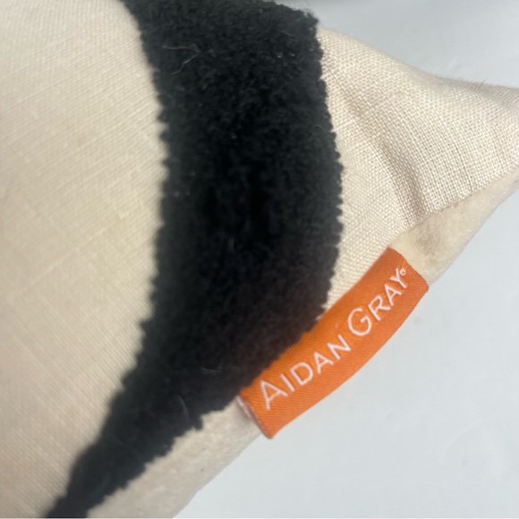 Aidan Gray luxury brand pair of cream with black graphic and feather inserts. - Picture 4 of 16